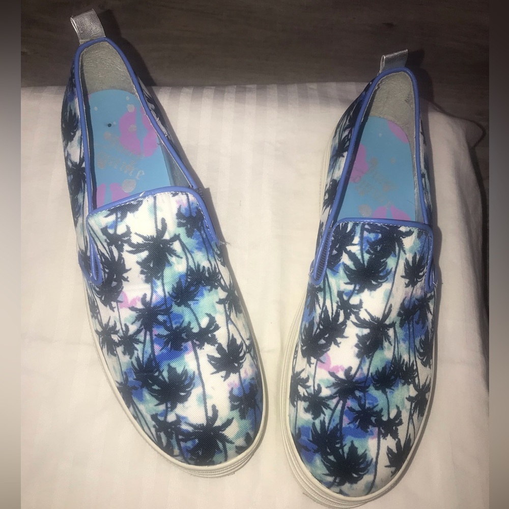 Juicy Couture Palm Tree Sneakers Size 9